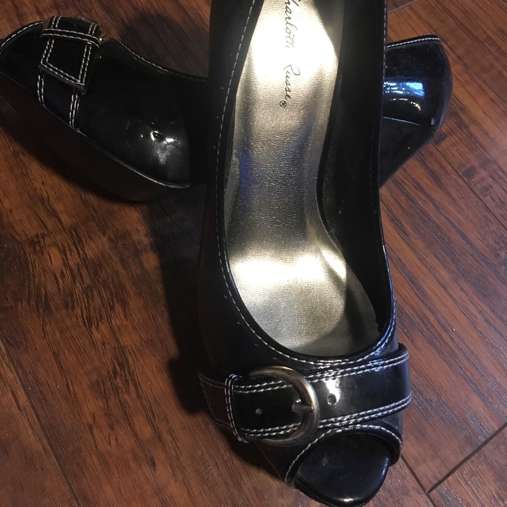 Black peep toe pumps